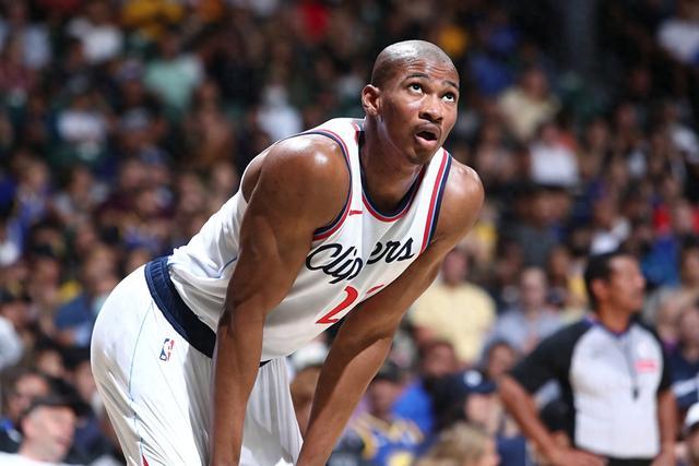 杨瀚森29+11+7青岛加时险胜吉林 深圳大胜山东