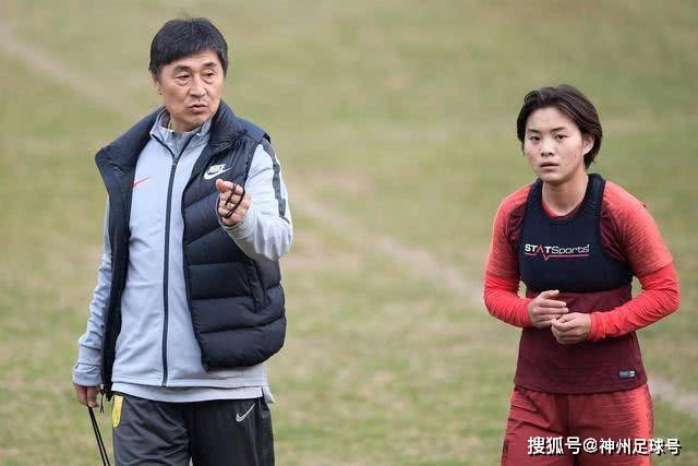 欧预赛-帕瓦尔世界波迈尼昂神扑 法国1-0爱尔兰